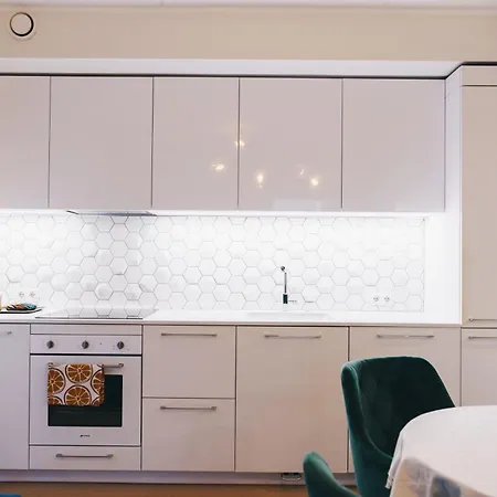 Apartment Family With Balcony And Free Parking *