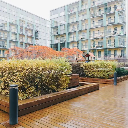 Family With Balcony And Free Parking Apartment