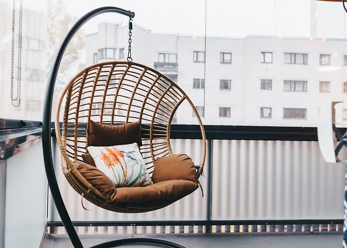 Family With Balcony And Free Parking タリン