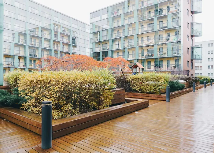 Family With Balcony And Free Parking Apartment